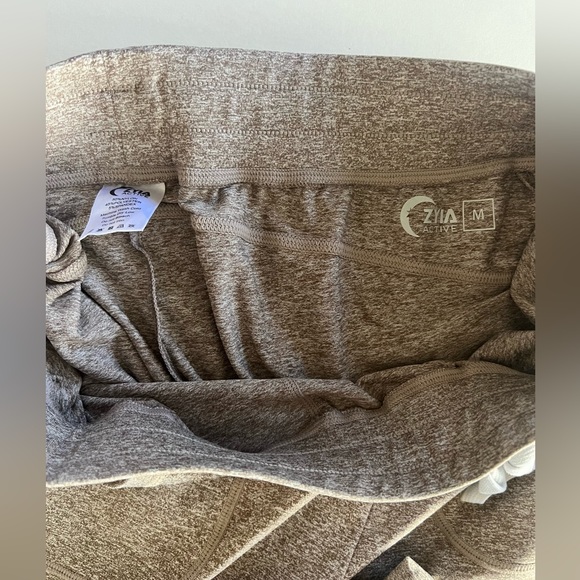 Zyia joggers, heather brown colored, size medium - Picture 3 of 3